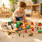 Circuit-et-Train-en-Bois-avec-Vehicules-garcon-2-ans