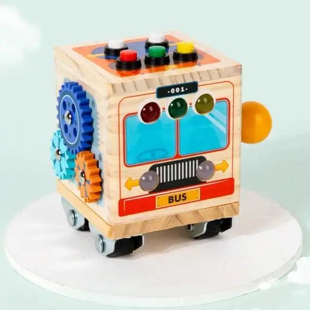 Cube_Busy_Board_Montessori_en_Bois_Explorabus_Sensoriel