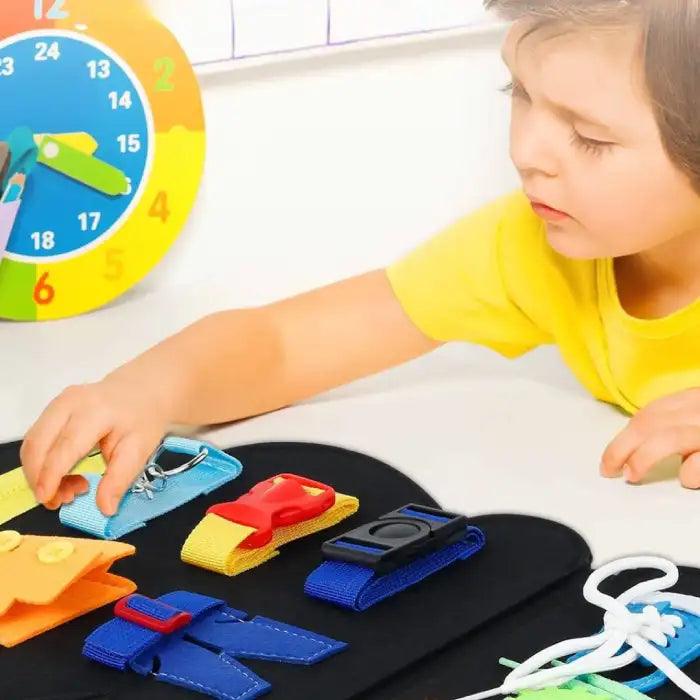 planche montessori fermeture dinosaure
