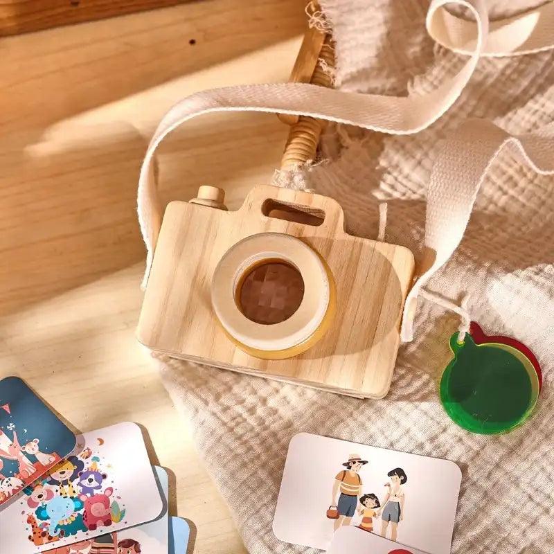 un_appareil_photo_bois_montessori_cadeau_fille_2_ans